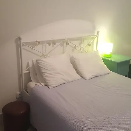Quarto em Acomodações Particulares Basia's In *